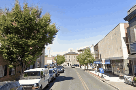 Animated view of Choptank River Lighthouse and skipjack from Cambridge Municipal Yacht Basin pier
